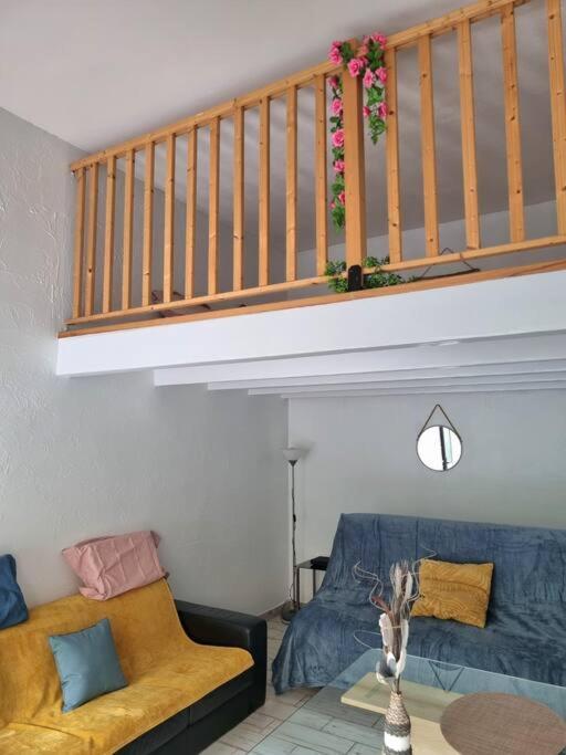 Apartment Loft Avec Mezzanine, Limitrophe Monaco