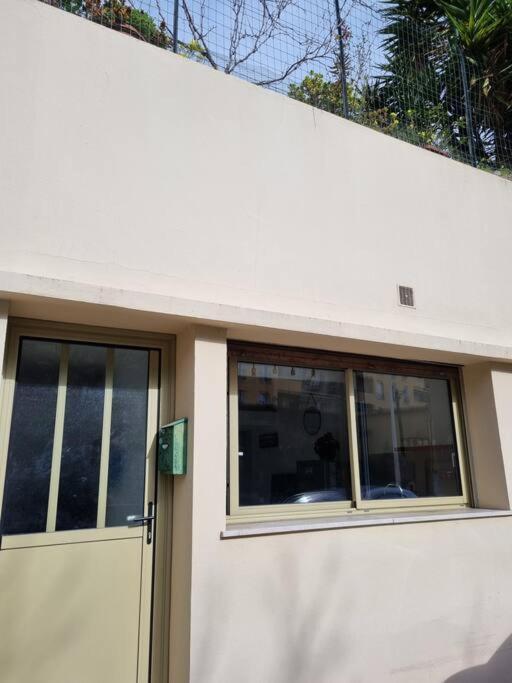 Apartment Loft Avec Mezzanine, Limitrophe Monaco